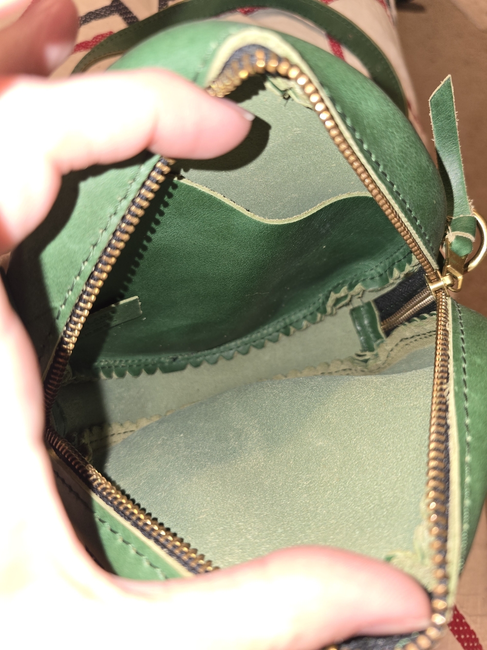Portland Leather Small Cowboy Mint Circle - Picture 7 of 8